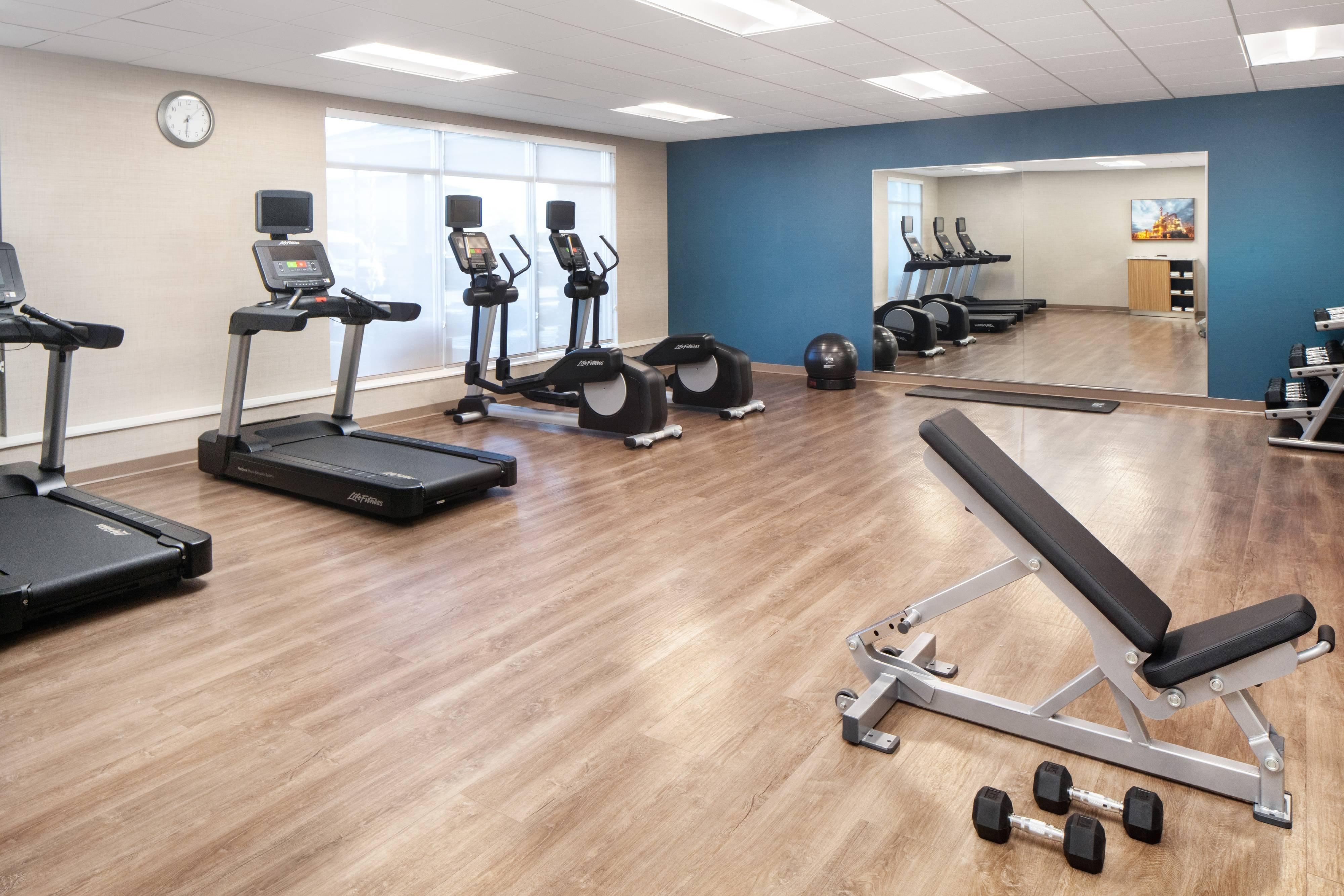 Holiday Inn Express & Suites Midland South I-20 By Ihg Esterno foto