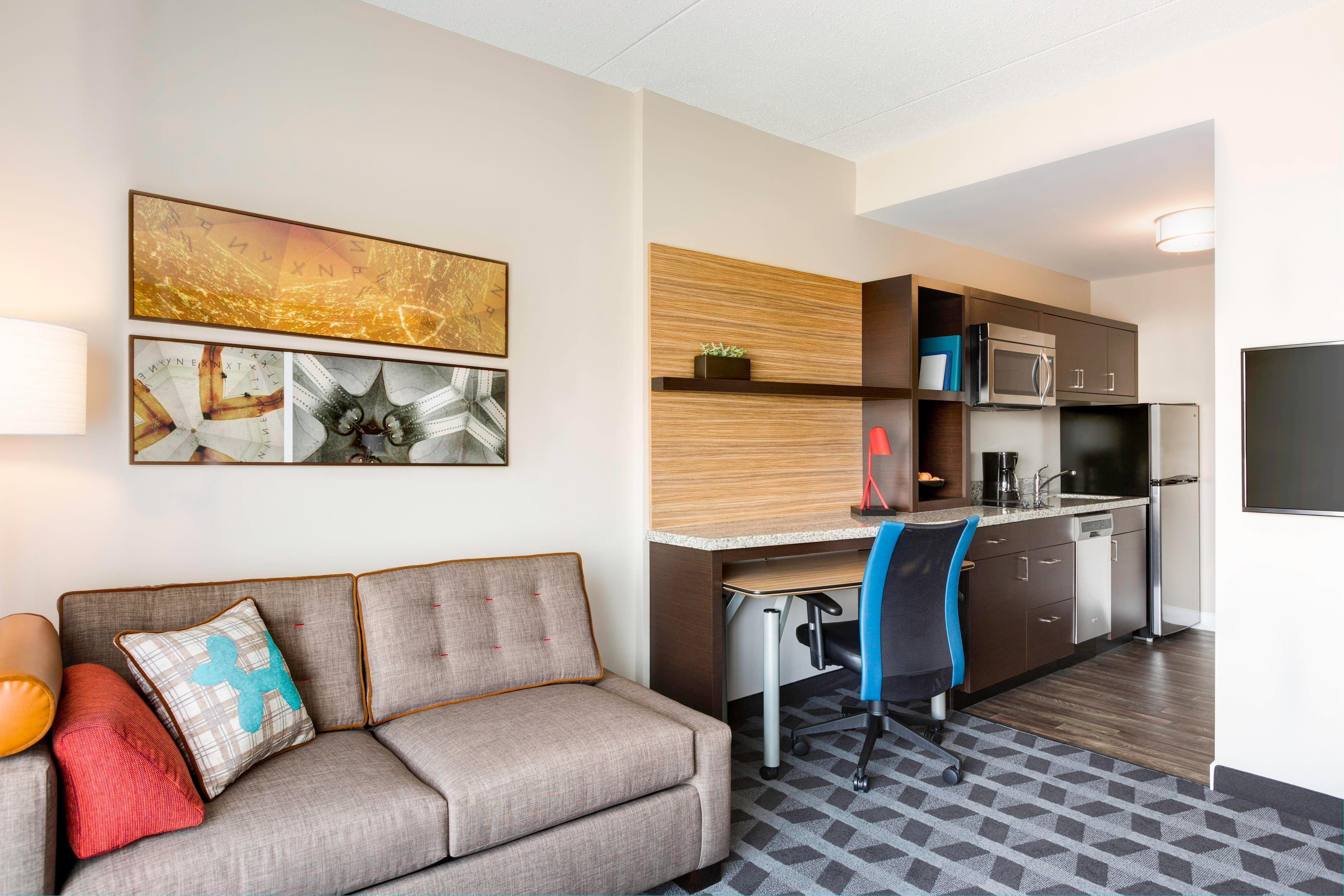 Holiday Inn Express & Suites Midland South I-20 By Ihg Esterno foto