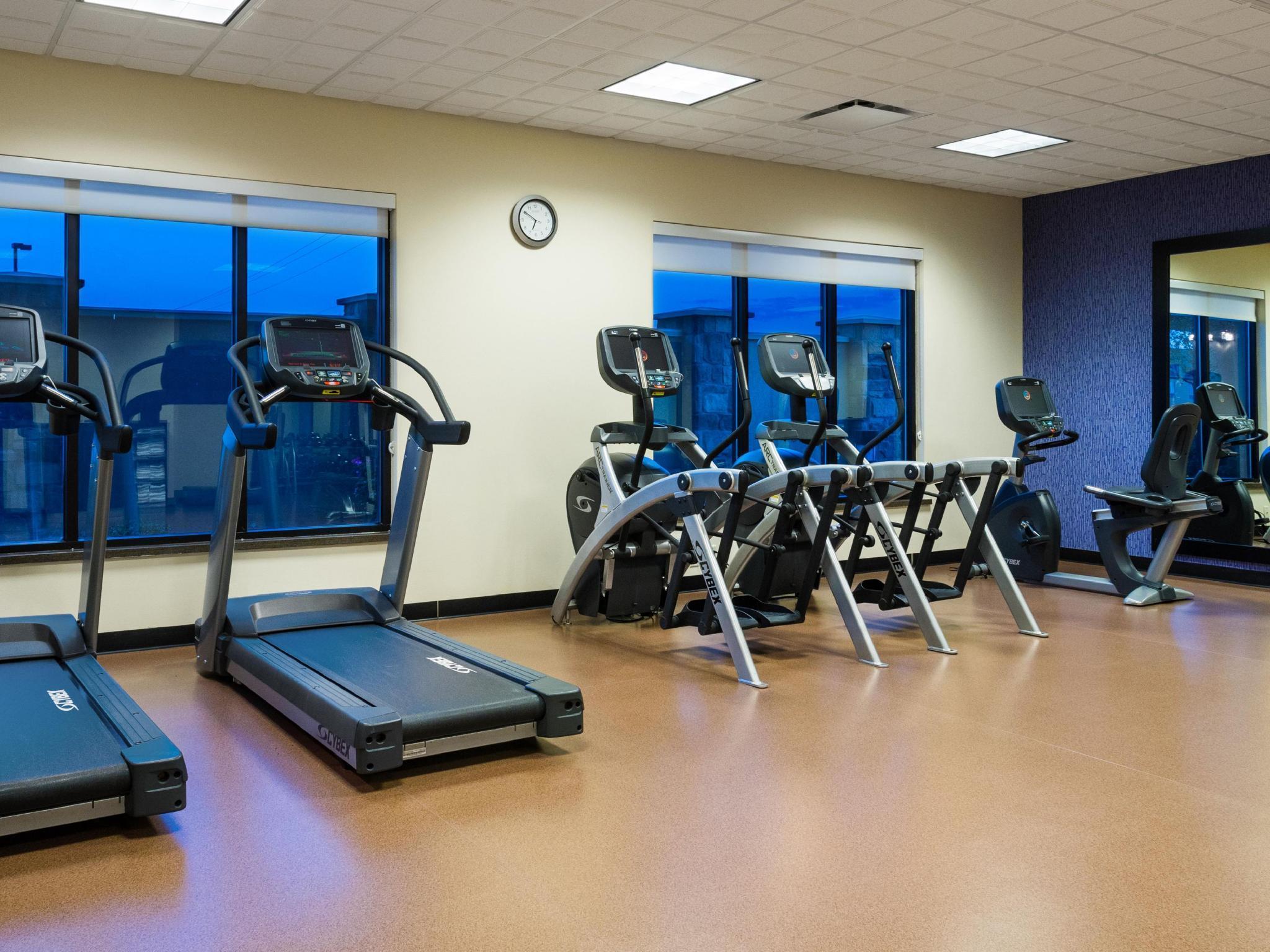 Holiday Inn Express & Suites Midland South I-20 By Ihg Esterno foto