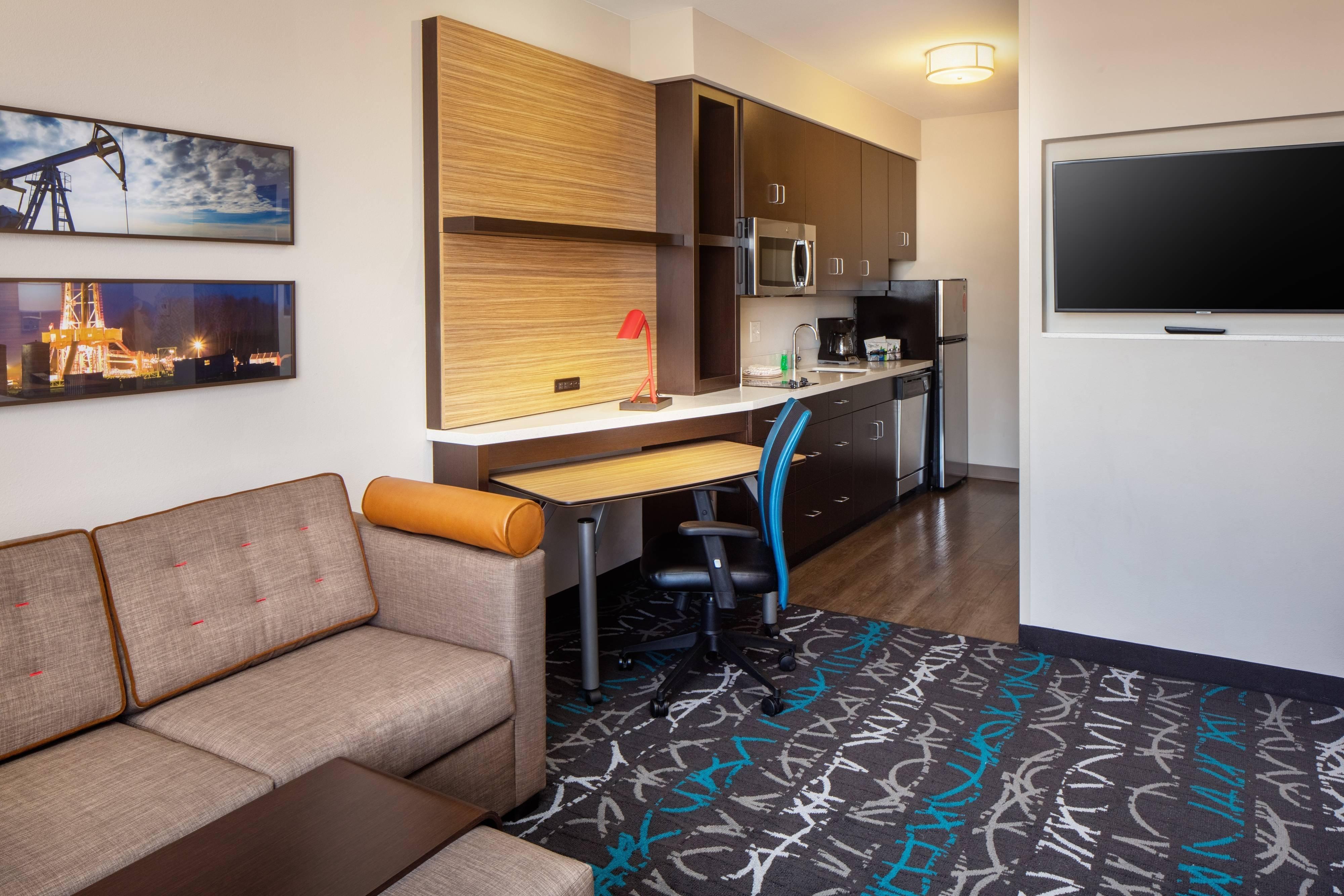 Holiday Inn Express & Suites Midland South I-20 By Ihg Esterno foto