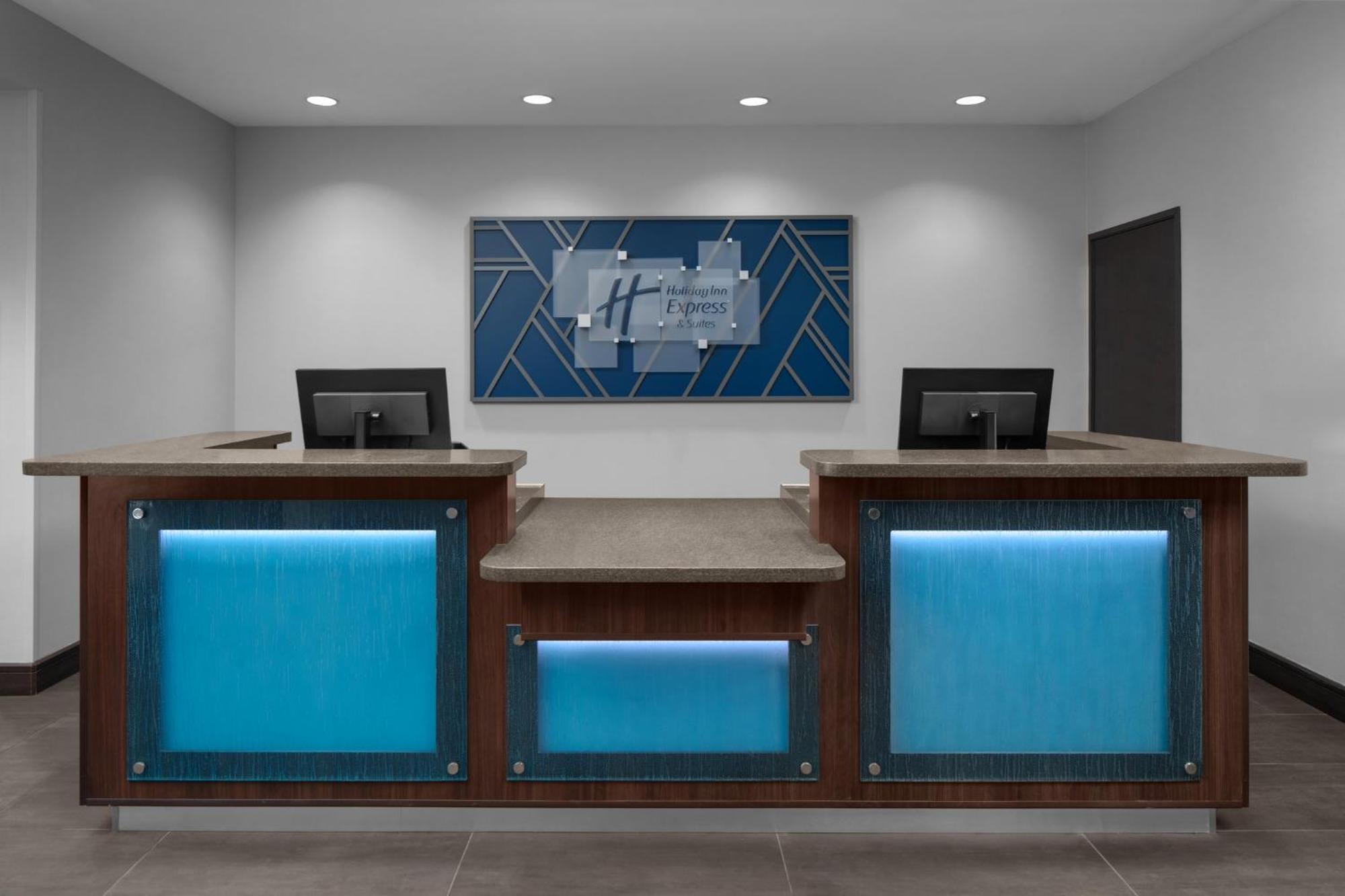 Holiday Inn Express & Suites Midland South I-20 By Ihg Esterno foto