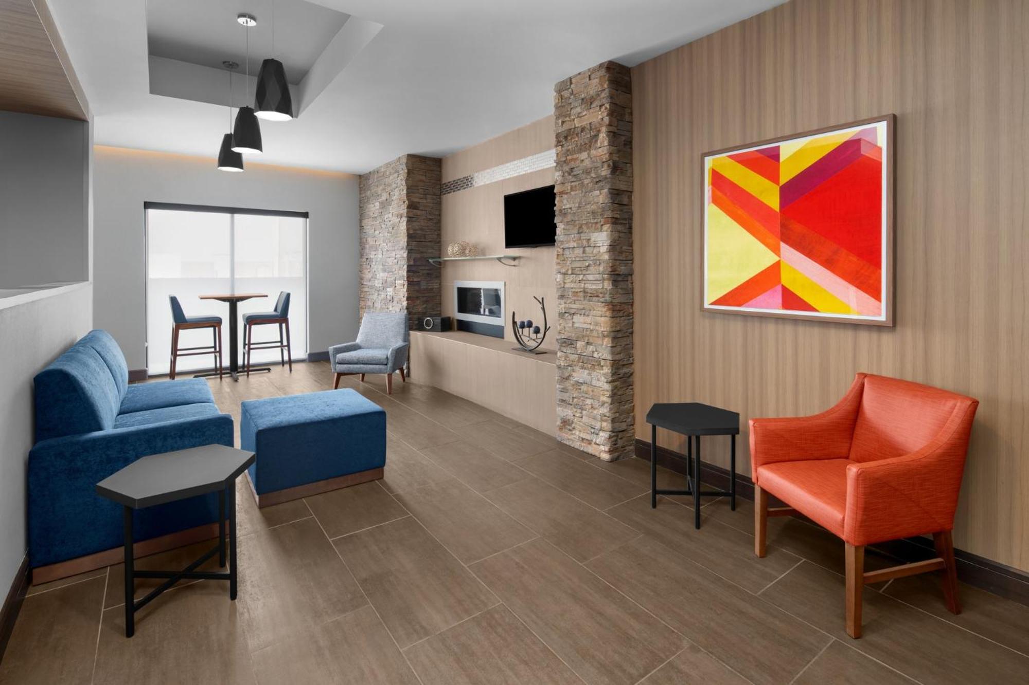 Holiday Inn Express & Suites Midland South I-20 By Ihg Esterno foto