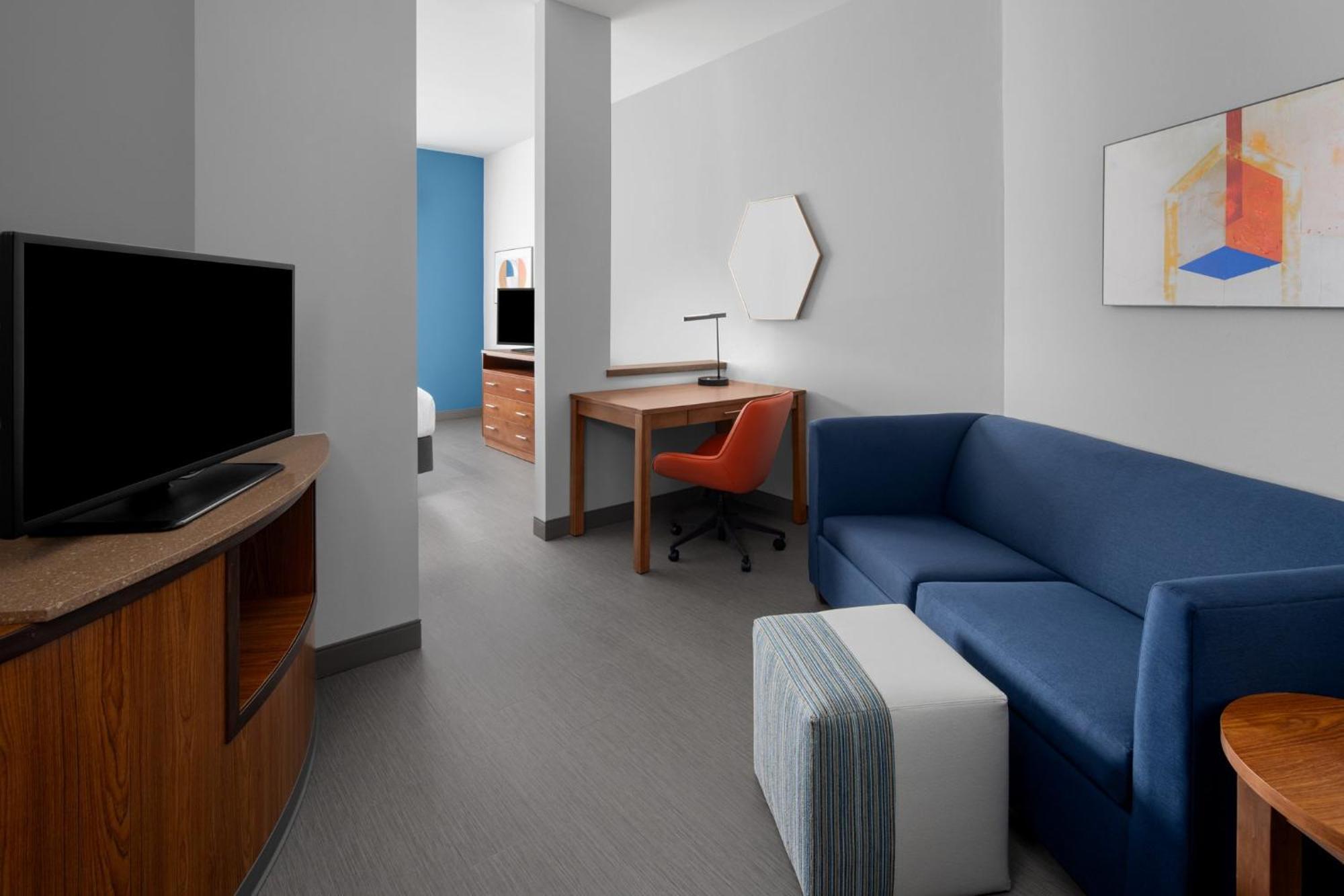Holiday Inn Express & Suites Midland South I-20 By Ihg Esterno foto