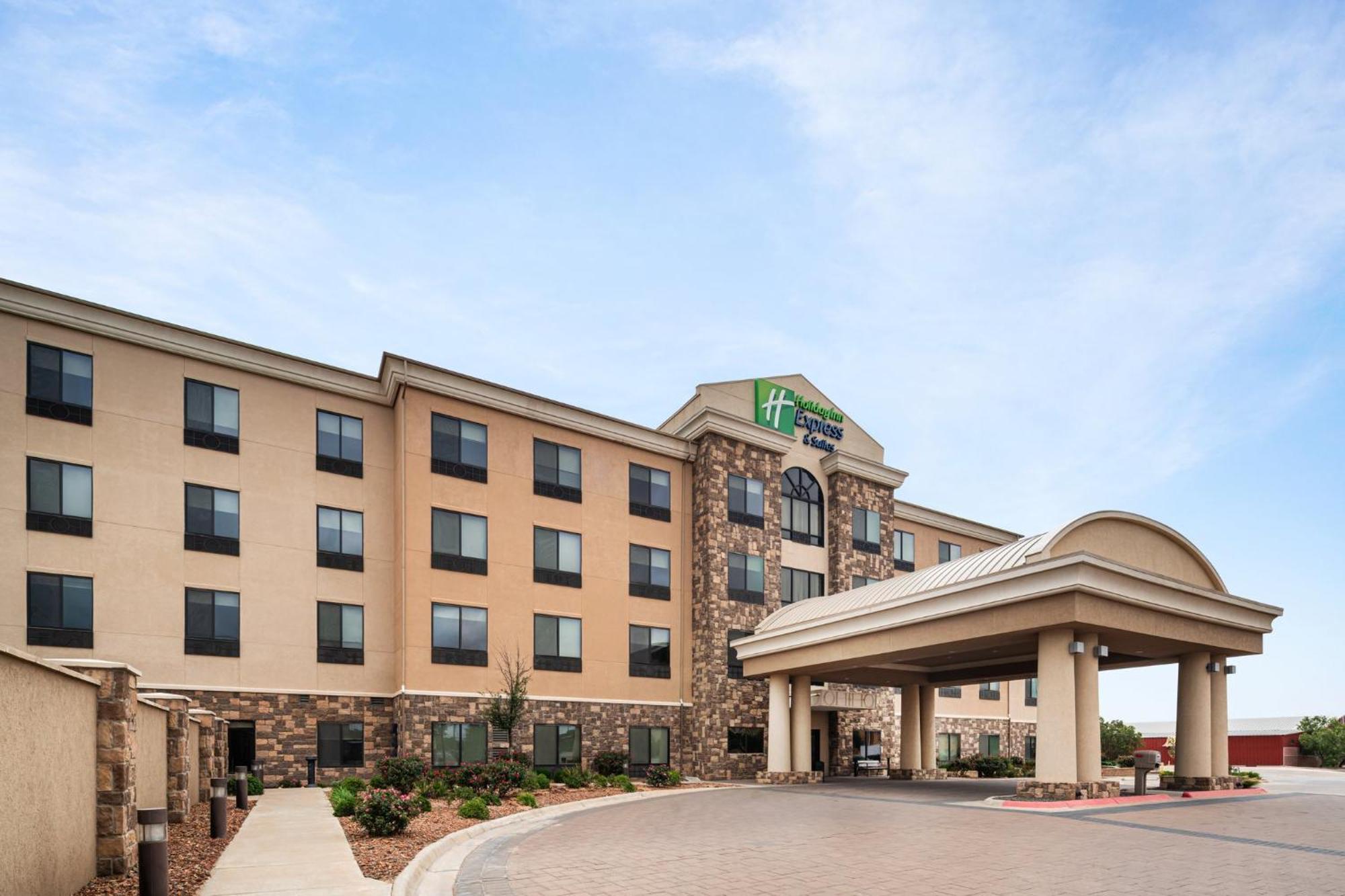 Holiday Inn Express & Suites Midland South I-20 By Ihg Esterno foto